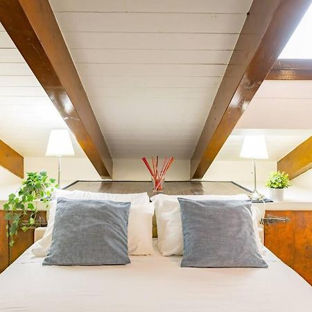Canonica Attic Apartment Milano Eksteriør billede