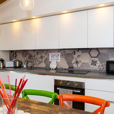 Canonica Attic Apartment Milano Eksteriør billede